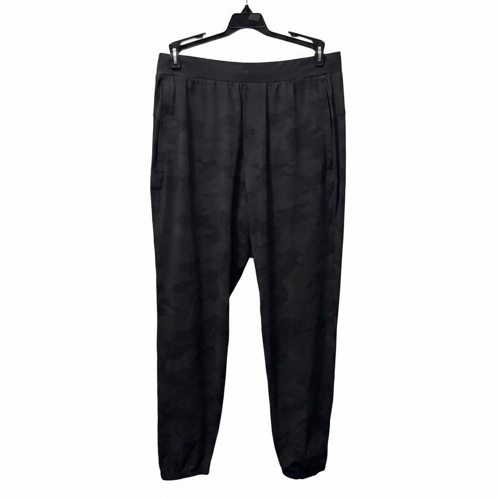 Lululemon Men's Surge Black Camo Sz Medium Streetwear Gorpcore Athleisure Jogger